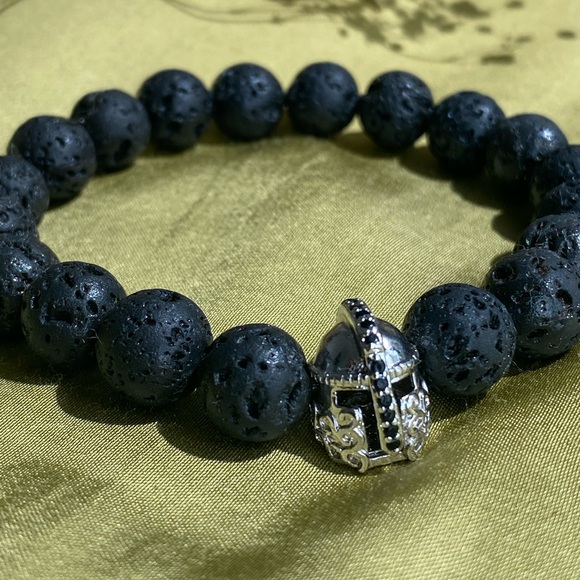 Lava Stone Black Bracelet With Zircon Charm Detailed - Picture 4 of 5